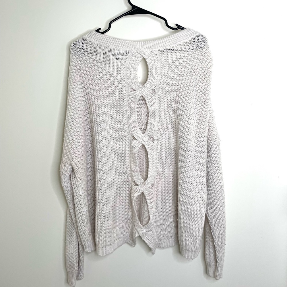 EXPRESS White Off the Shoulder Sweater(SIZE L)